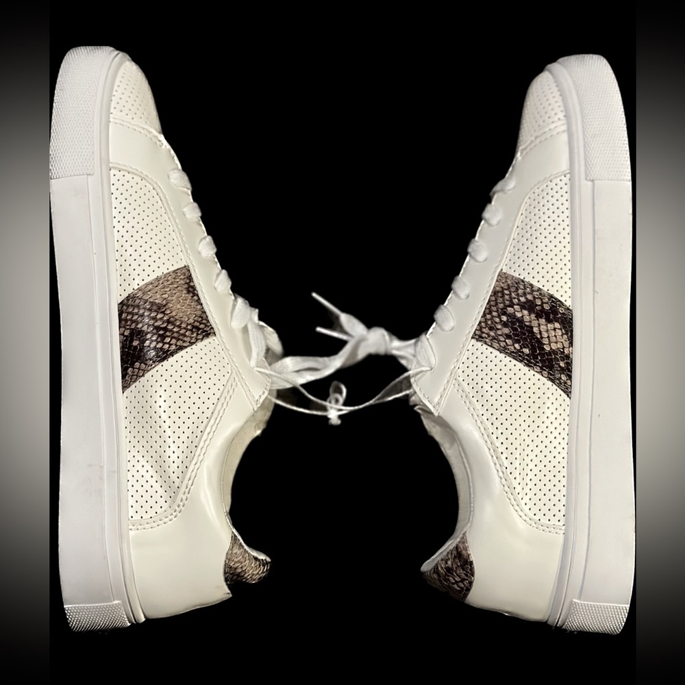 🆕 American Eagle white&crocodile print sneakers for women - Picture 8 of 15